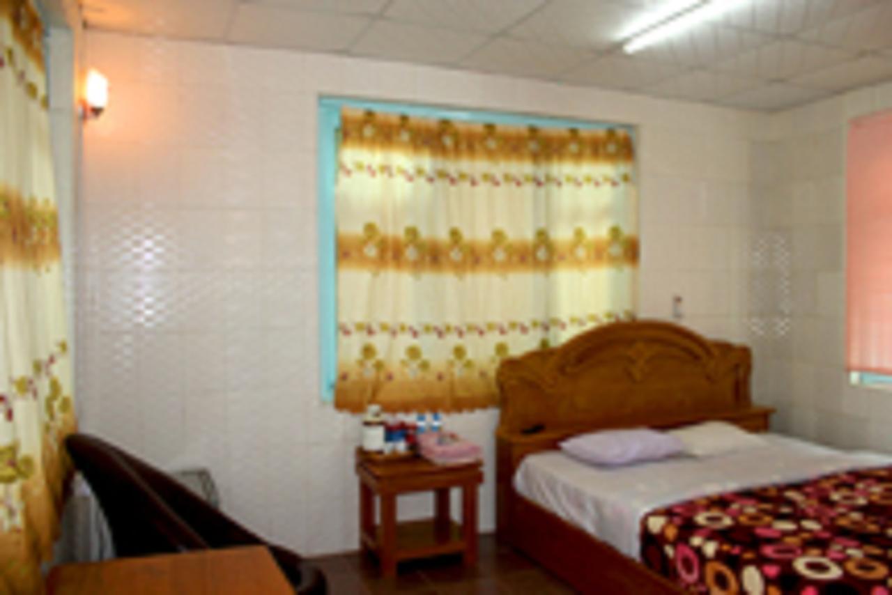 Ever Green Hotel Hsipaw Dış mekan fotoğraf